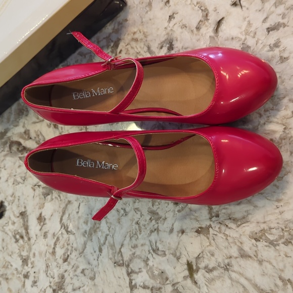 NIB: Bella Marie Vintage Inspired Helena-43 Red Patent Leather Heels 👠 - Picture 2 of 5